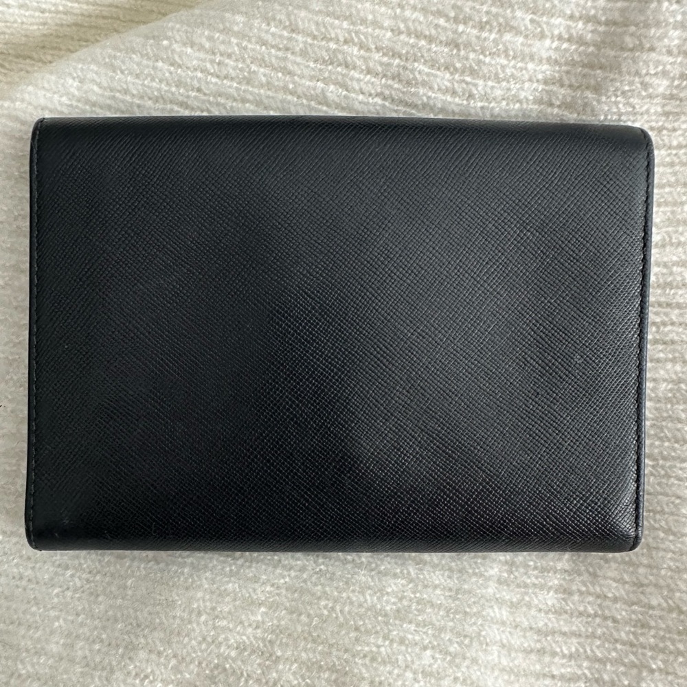 Authentic Prada wallet - Picture 2 of 11